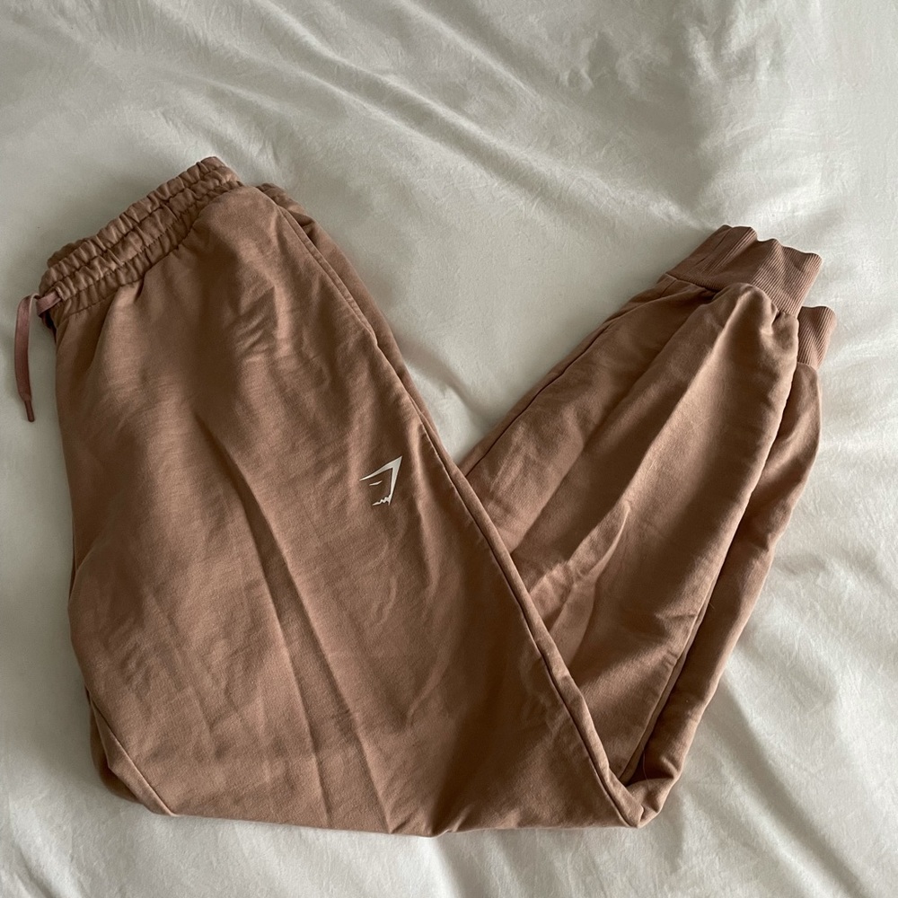 Gymshark joggers- taupe